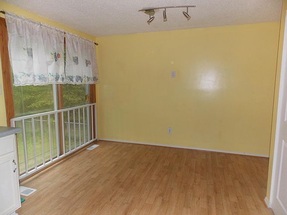 4th image of 5104 Tiffanywoods Ct