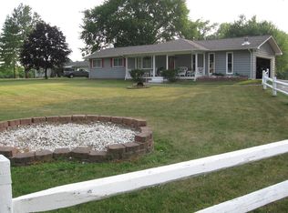 4366 Dauncy Rd, Flat Rock, MI 48134