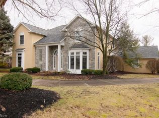 3682 Tamarisk Dr, Akron, OH