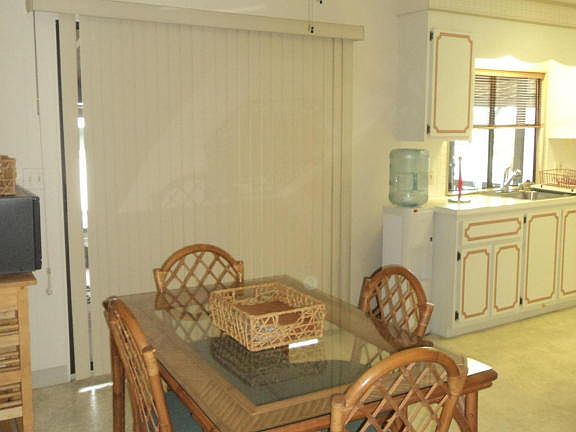 5th image of 505 Papaya Cir
