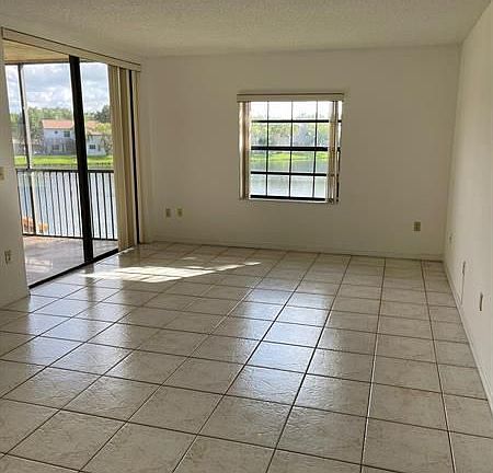 3rd image of 10661 NW 14th St APT 242
