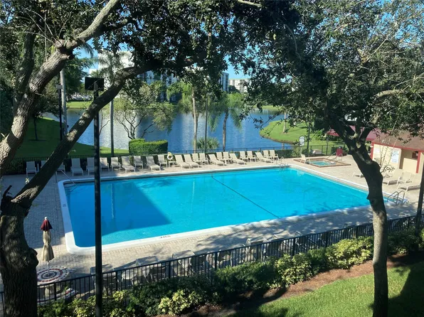 2216 N Cypress Bend Drive #301, Pompano Beach, FL 33069
