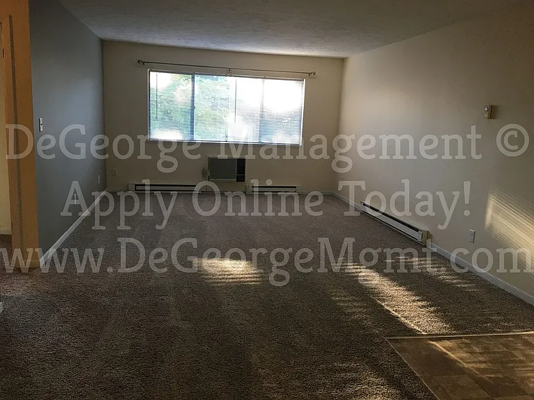 Parkside Apartments — Photo 7