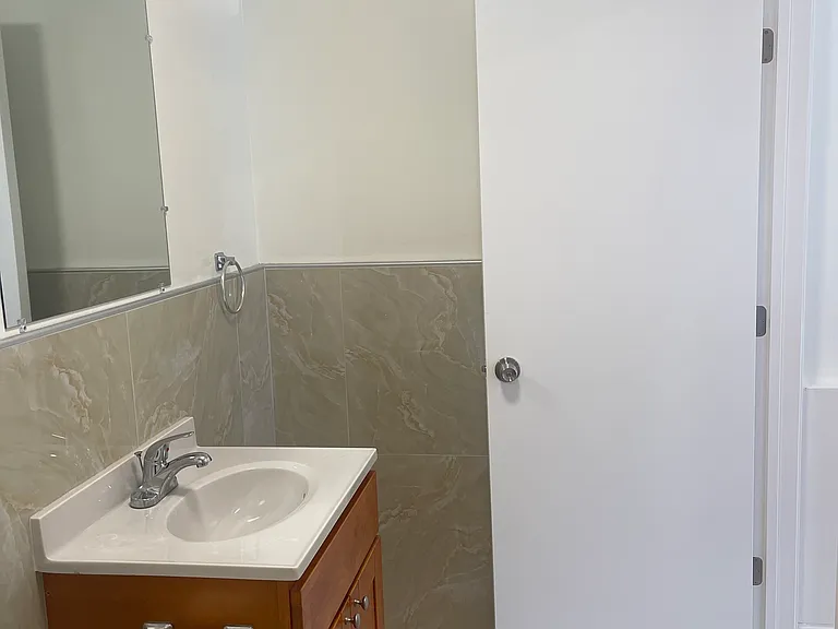 4640 Balboa St — Photo 6