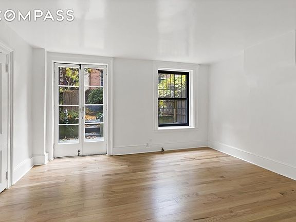 4th image of 28 W 11th St APT B