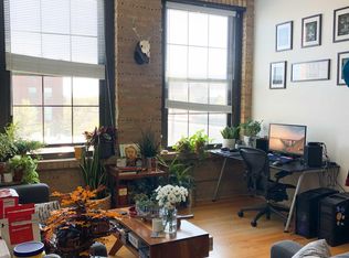 4801 N Ravenswood Ave #302, Chicago, IL 60640