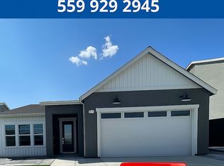 153 N Bliss Ave, Fresno, CA 93727