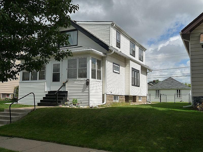 2nd image of 928 S 58th St