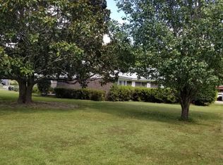 210 Dogwood Ave, Quitman, MS 39355