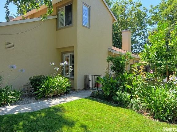 4th image of 2670 Decker Way