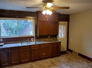 432 Ohio Ave, Clairton, PA 15025