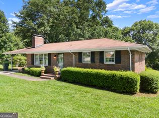 296 Grand Ave, Cornelia, GA 30531