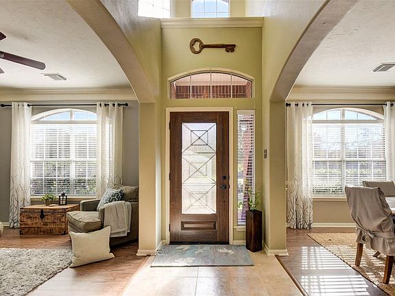 4th image of 15115 Woodford Hollow Ln