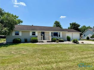 103 Monterey Rd, Defiance, OH 43512