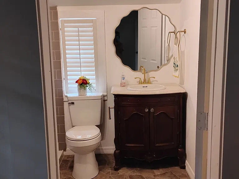 4834 Taylor St N — Photo 3