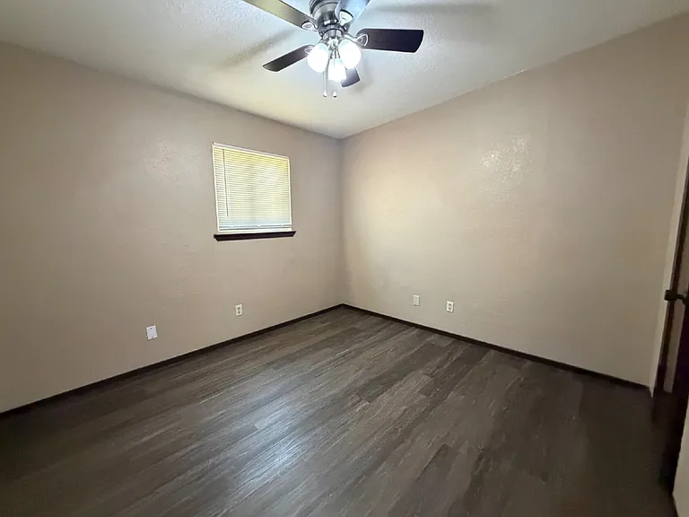 DS 226 Cherry Street - University Park Apartments — Photo 16