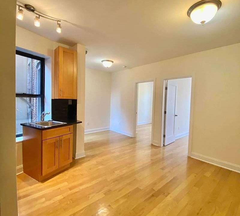 1st image of 198 Elizabeth St APT 22