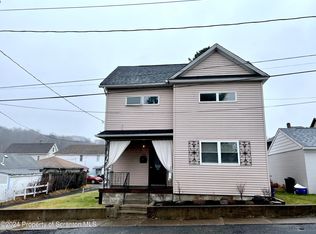 25 Radcliffe St, Pittston, PA 18640