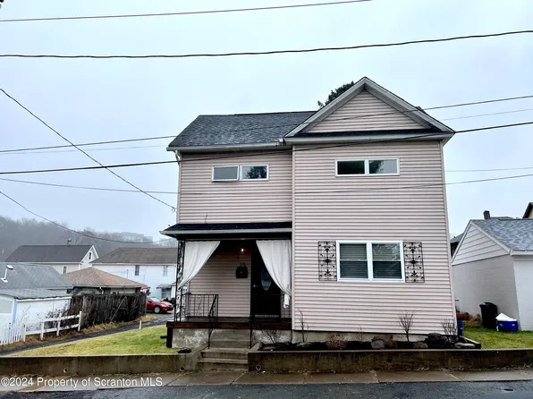 25 Radcliffe St, Pittston, PA 18640