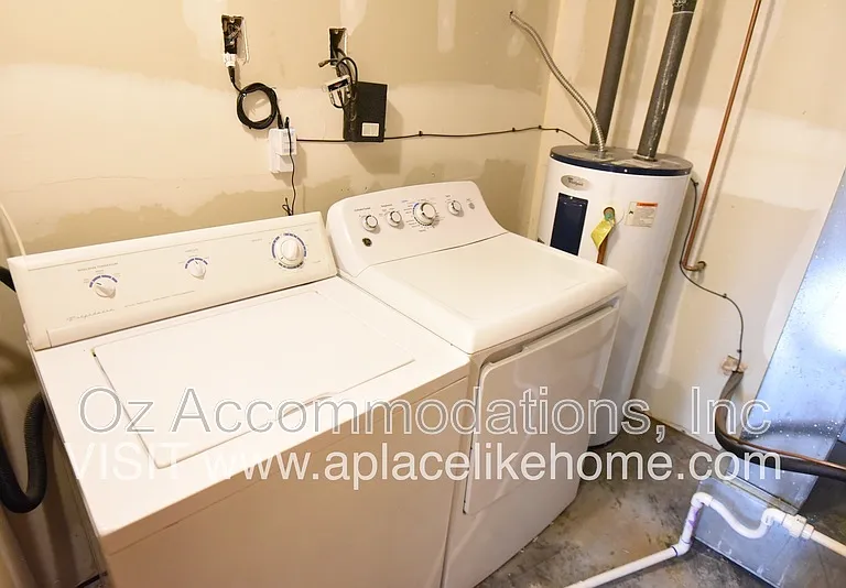 8626 N Cleveland Ln — Photo 23