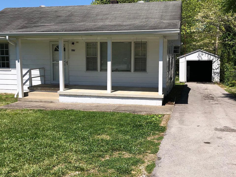 1st image of 427 E Race St
