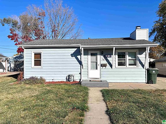 2nd image of 1419 La Plante Ave