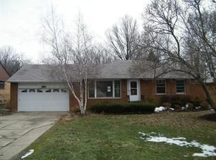 1927 Brushview Dr, Richmond Heights, OH 44143