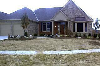1st image of 332 Cardnia Ct