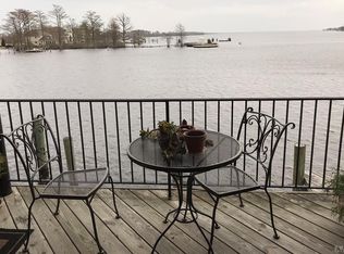700 E Main St APT 203, Elizabeth City, NC 27909