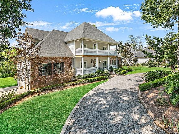 2nd image of 76 Dogwood Dr