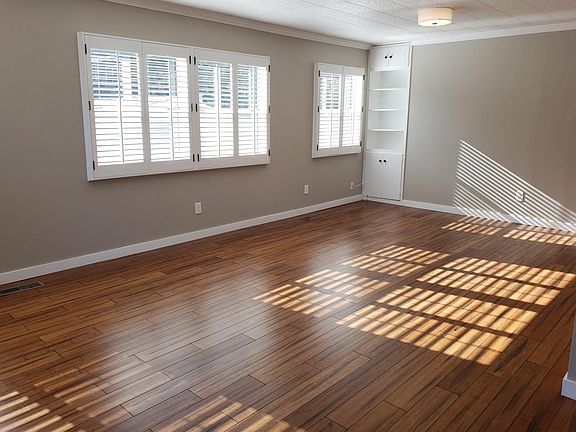 Alternate view of Living Room with lots of light and all-day sun