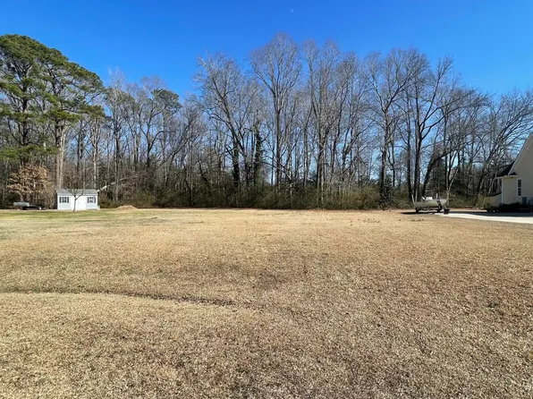 242 Northwinds Way, Washington, NC 27889