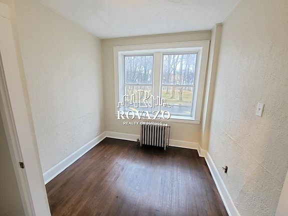 5th image of 691 Elizabeth Ave #67AB