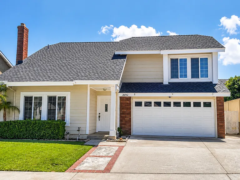 26162 Roscommon Ct — Photo 1