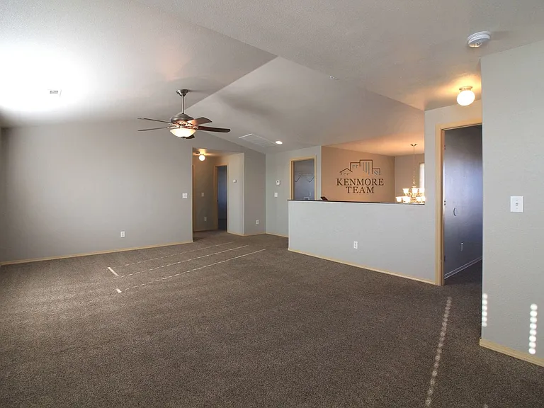 4414 Moline Ln — Photo 8