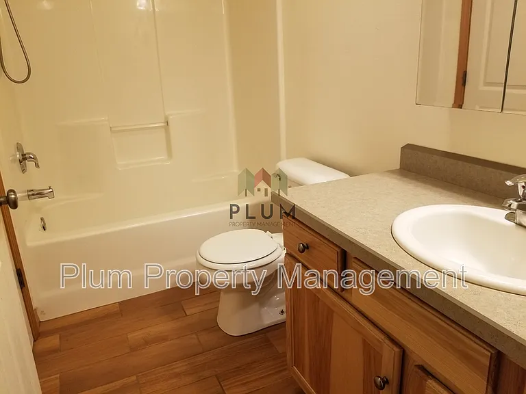1620 S 14th St W — Photo 26