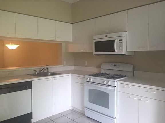 2nd image of 8201 San Carlos Cir #0