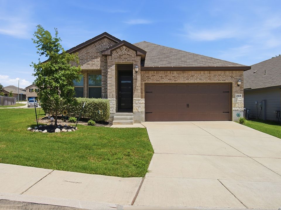 1st image of 25838 Marigold Oaks