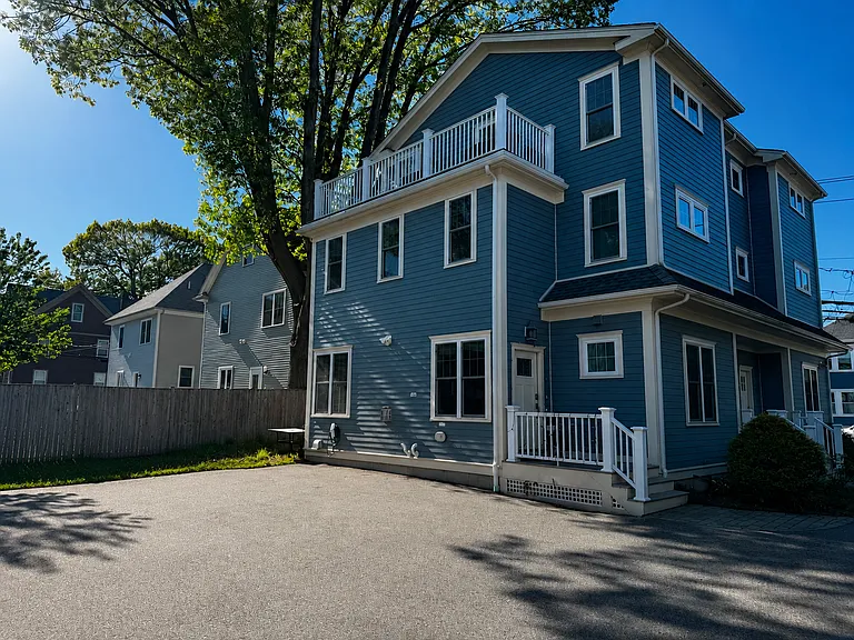 37 Neponset Ave — Photo 12