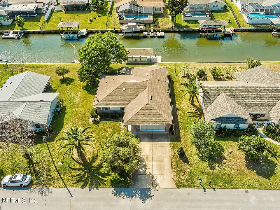 1st image of 12 Coral Reef Ct S