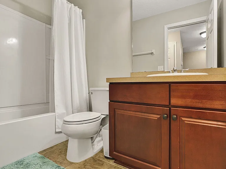 54 Adelanto Ave — Photo 15