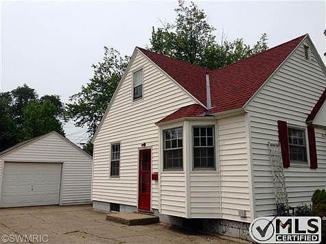 3rd image of 320 W 21st St