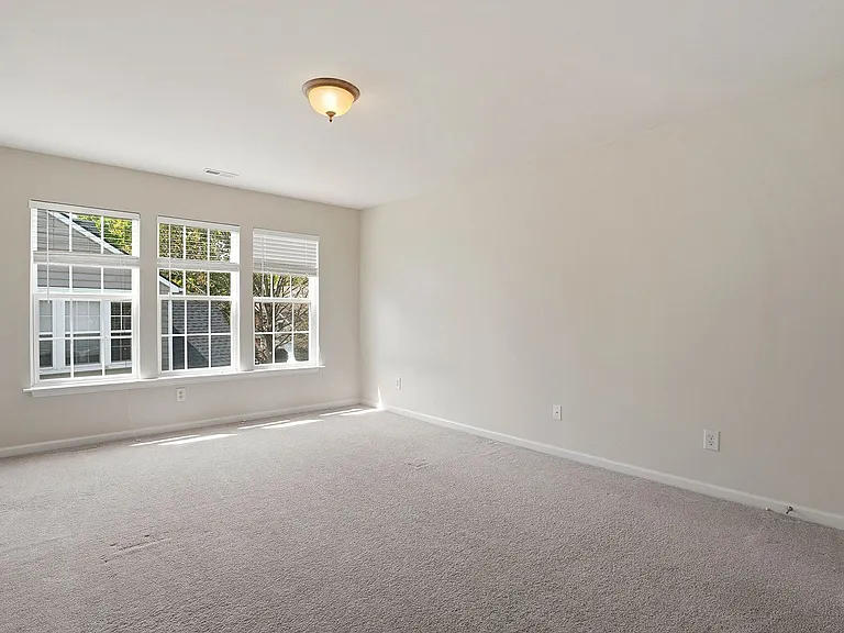 12586 Honeychurch St — Photo 19