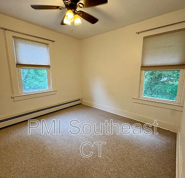 50 Meridian St #2B — Photo 2