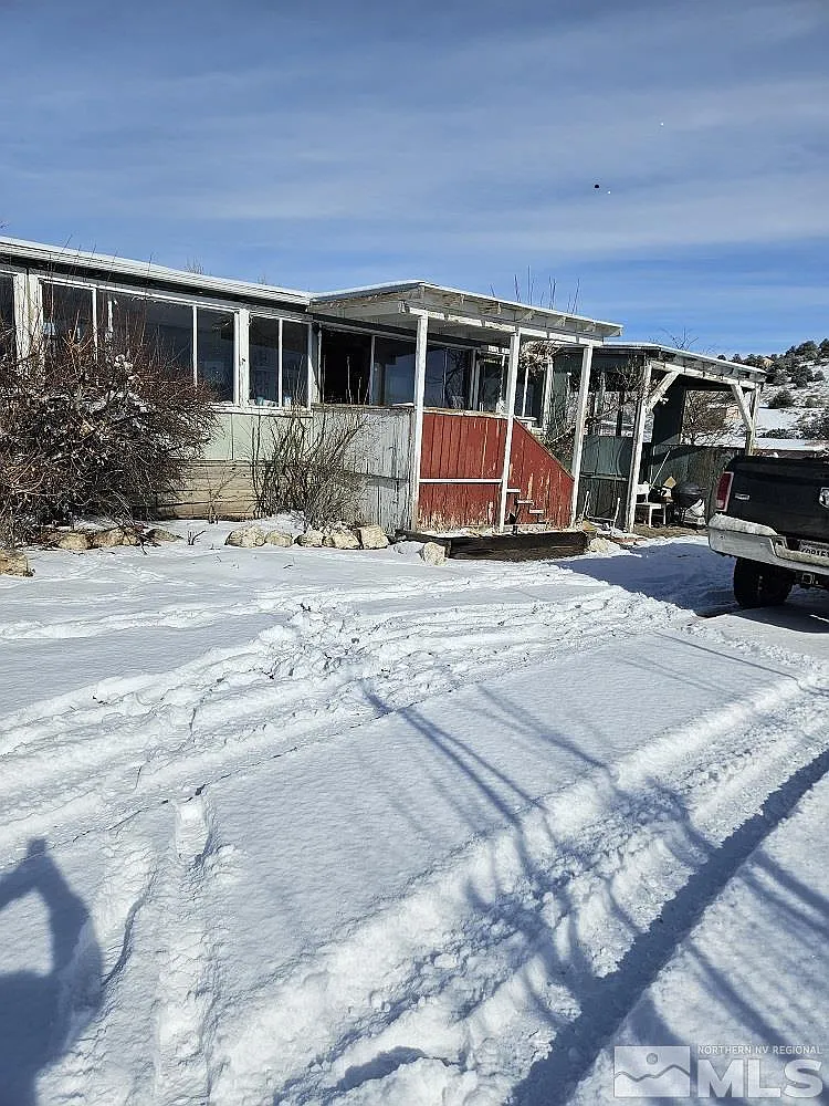 1477 Sandstone Dr photo 1