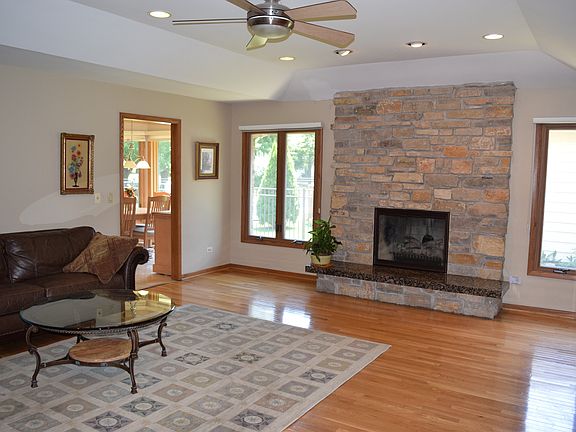 5th image of 231 Fairway Dr