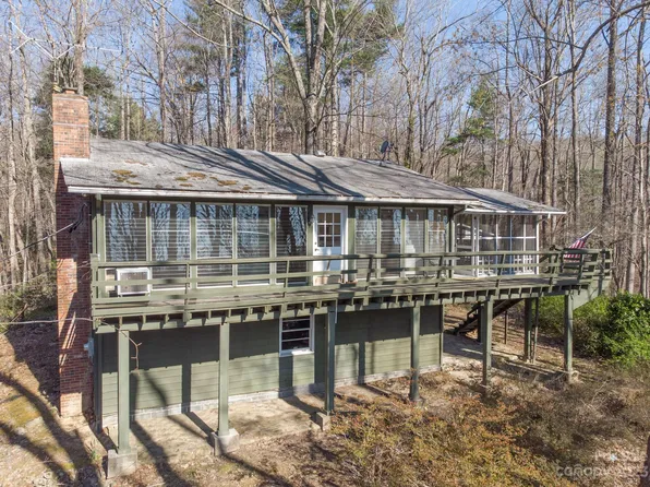 200 Cabbage Patch Rd, Saluda, NC 28773