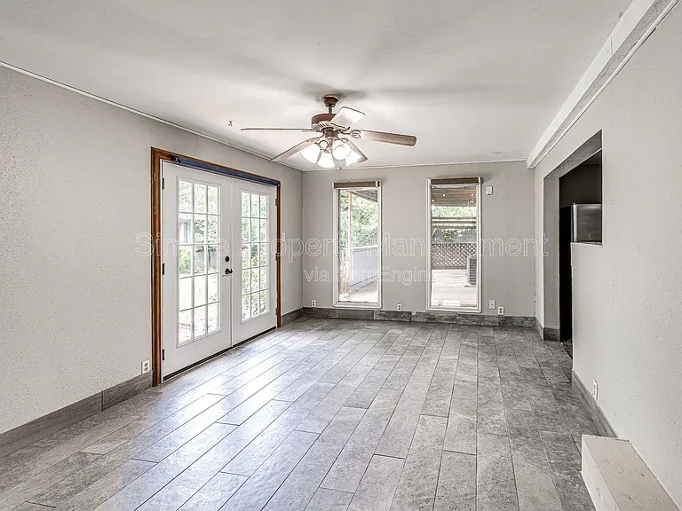 3305 Neighbors Ln — Photo 24
