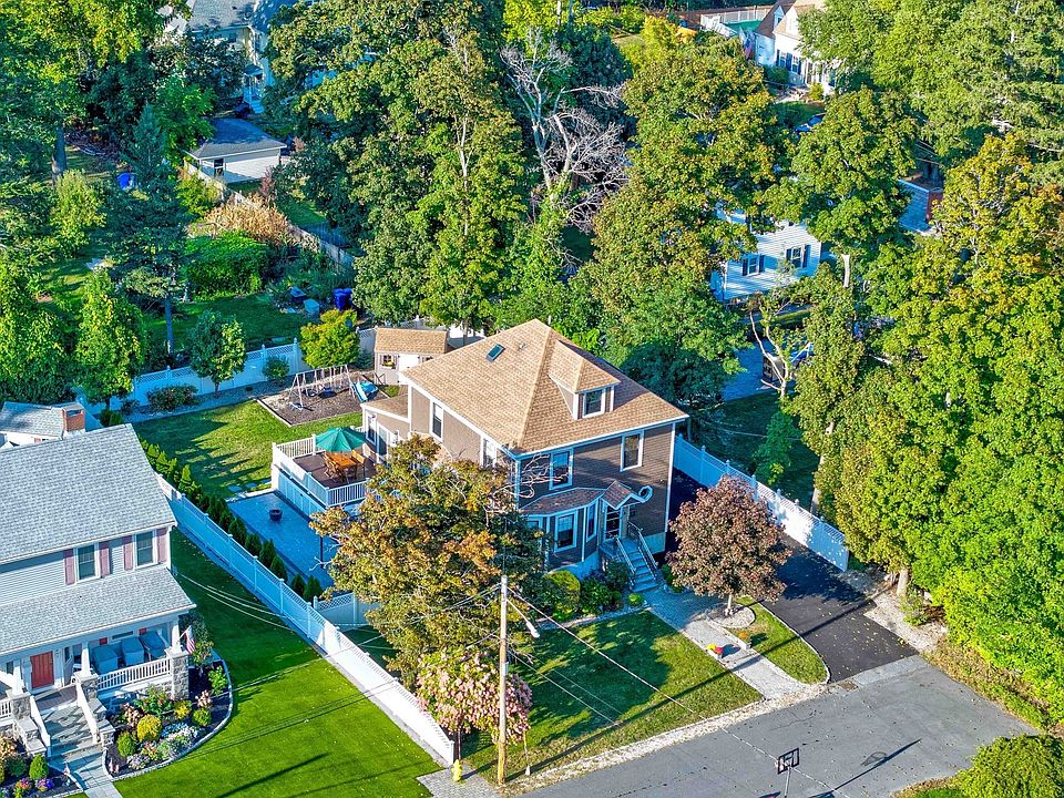 1st image of 22 Wilson Ave