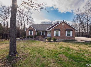 12401 Fieldstone Dr, Festus, MO 63028